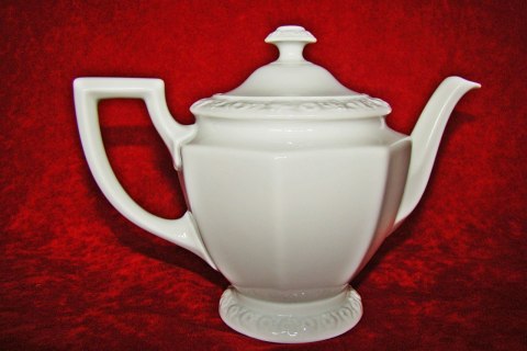 dzbanek do herbaty Rosenthal Biała Maria z sitkiem dzbanek do herbaty Rosenthal Biała Maria z sitkiem