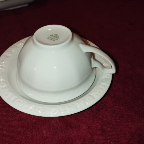 filiżanka do herbaty z podst. Rosenthal Biała Maria filiżanka do herbaty z podst. Rosenthal Biała Maria