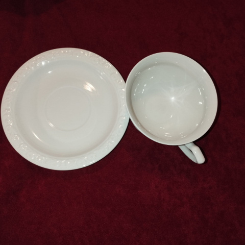 filiżanka do herbaty z podst. Rosenthal Biała Maria filiżanka do herbaty z podst. Rosenthal Biała Maria