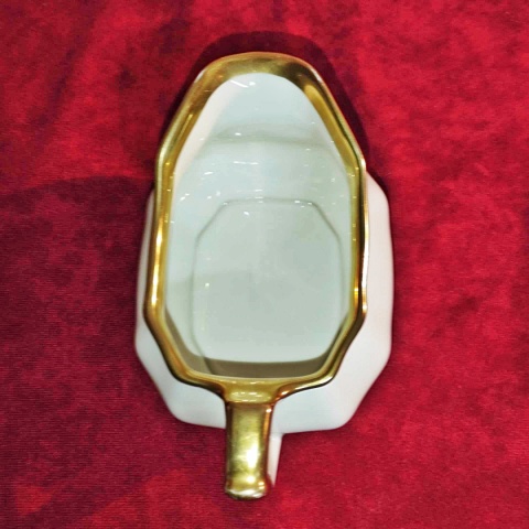 mlecznik Koenigszelt, porcelana śląska- Juliane mlecznik Koenigszelt, porcelana śląska- Juliane