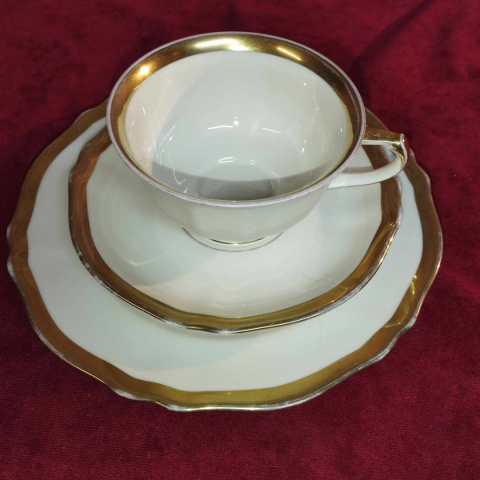 filiżanka Koenigszelt, porcelana śląska- Juliane filiżanka Koenigszelt, porcelana śląska- Juliane