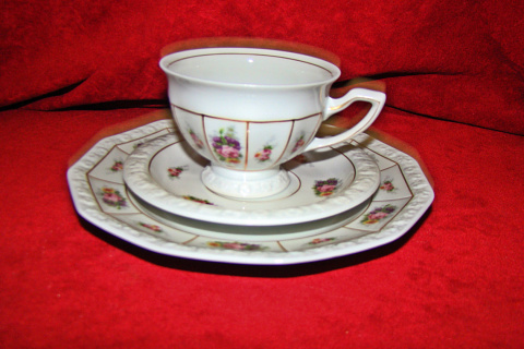 filiżanka - zestaw Rosenthal Maria Poesie JAK NOWE filiżanka - zestaw Rosenthal Maria Poesie JAK NOWE