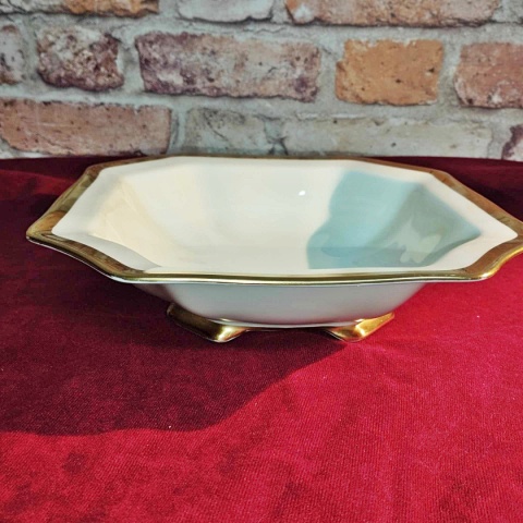 misa Koenigszelt, porcelana śląska- Juliane misa Koenigszelt, porcelana śląska- Juliane