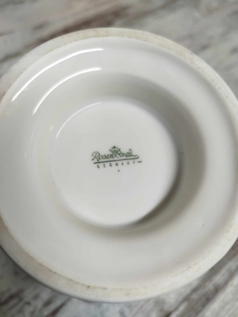 dzbanek do herbaty Rosenthal Biała Maria z sitkiem dzbanek do herbaty Rosenthal Biała Maria z sitkiem