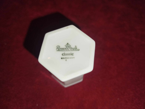 mini wazon,pojemnik na wykałaczki Rosenthal Biała Maria mini wazon,pojemnik na wykałaczki Rosenthal Biała Maria