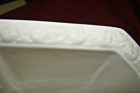 misa Rosenthal Biała Maria śred. 28 cm-uszkodzona misa Rosenthal Biała Maria śred. 28 cm-uszkodzona