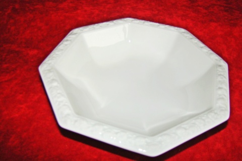 misa Rosenthal Biała Maria śred. 25 ,5cm
