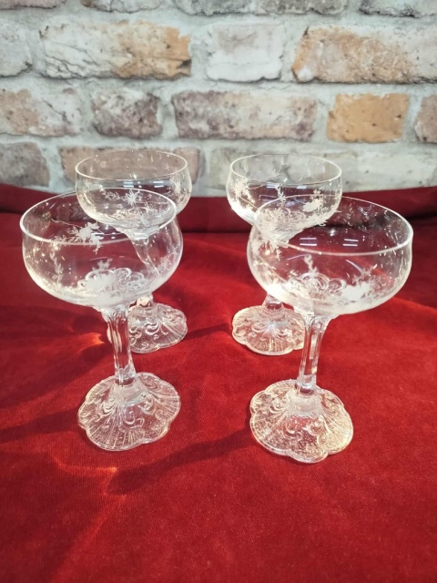 4 kieliszki do koniaku,likieru ,nalewek Rosenthal Monbijou