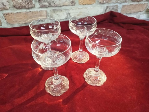 4 kieliszki do koniaku,likieru ,nalewek Rosenthal Monbijou