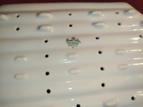 ociekacz na szparagi z serii Rosenthal Biała Maria