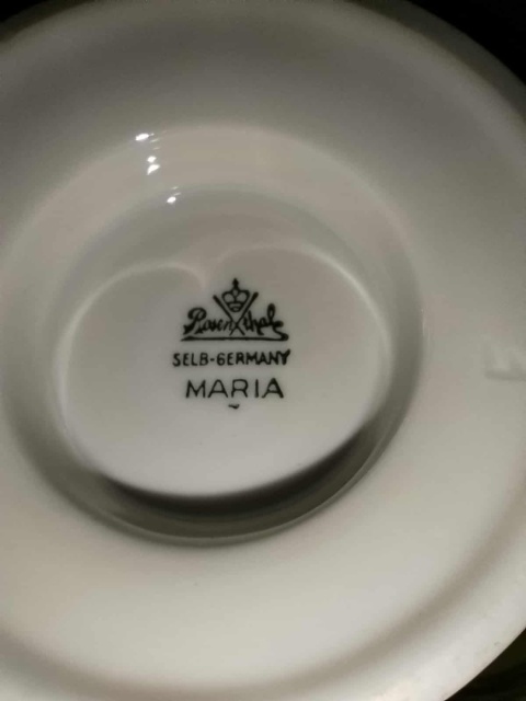 ogromny mlecznik Rosenthal Biała Maria
