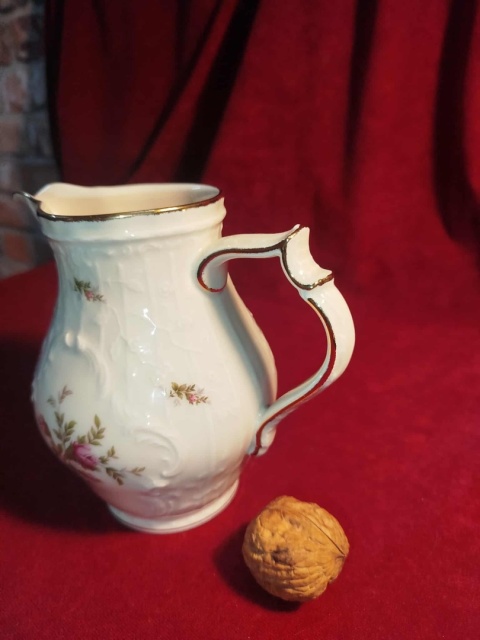 ogromny mlecznik Rosenthal Sanssouci Ramona ogromny mlecznik Rosenthal Sanssouci Ramona