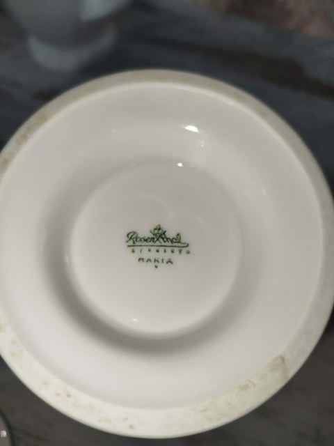 dzbanek Rosenthal Biała Maria 22 cm z sitkiem