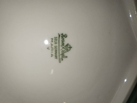 misa Rosenthal Biała Maria śred. 24,5 cm